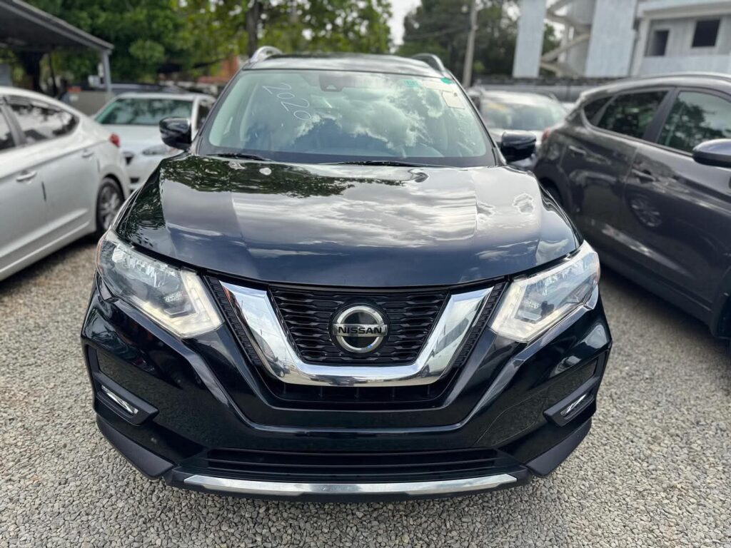 Nissan Rogue SV 2020