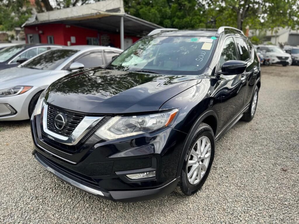 Nissan Rogue SV 2020