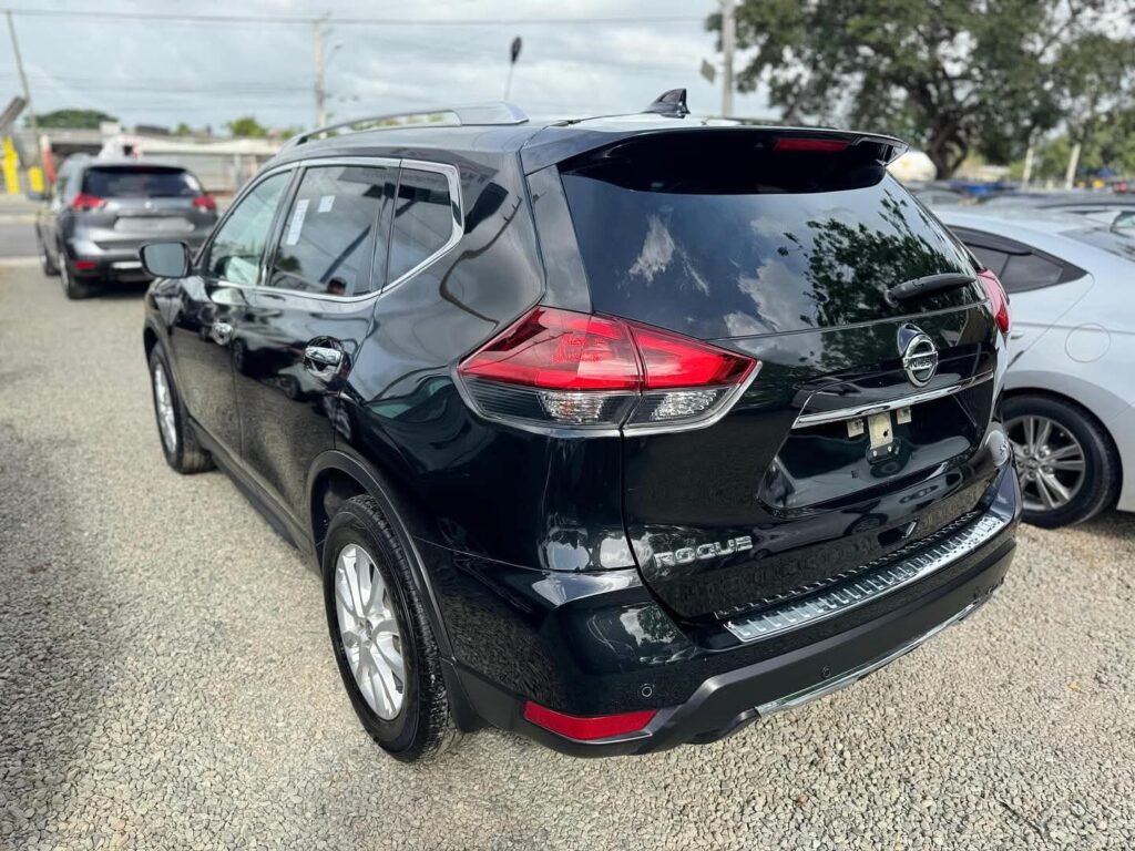 Nissan Rogue SV 2020
