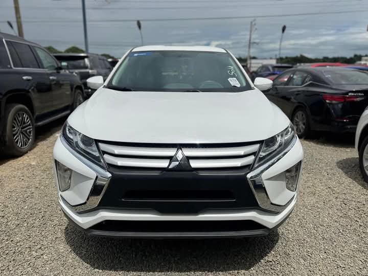 Mitsubishi Eclipse Cross ES 2020