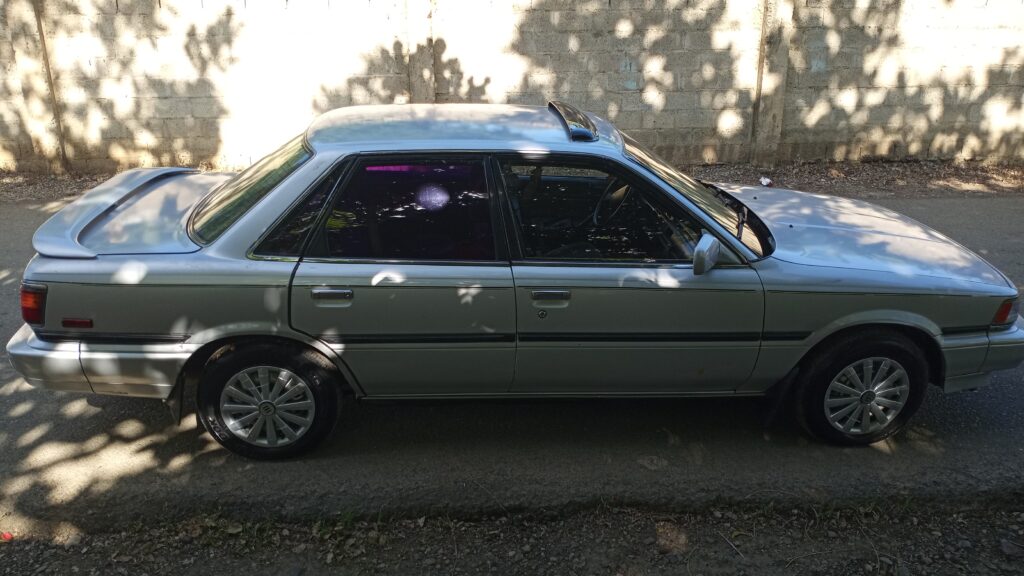 Toyota Camry LE 1987