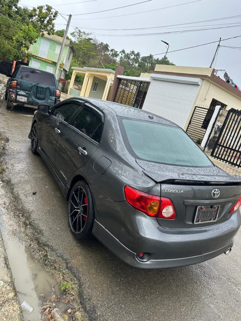 Toyota Corolla S 2010
