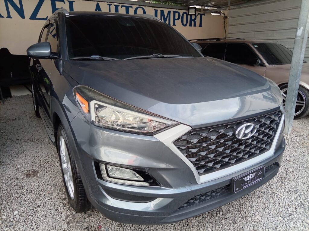Hyundai Tucson SE 2021