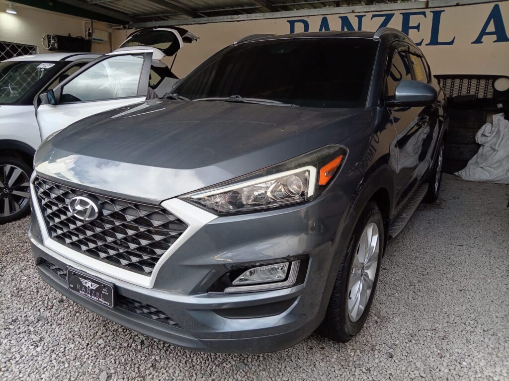 Hyundai Tucson SE 2021
