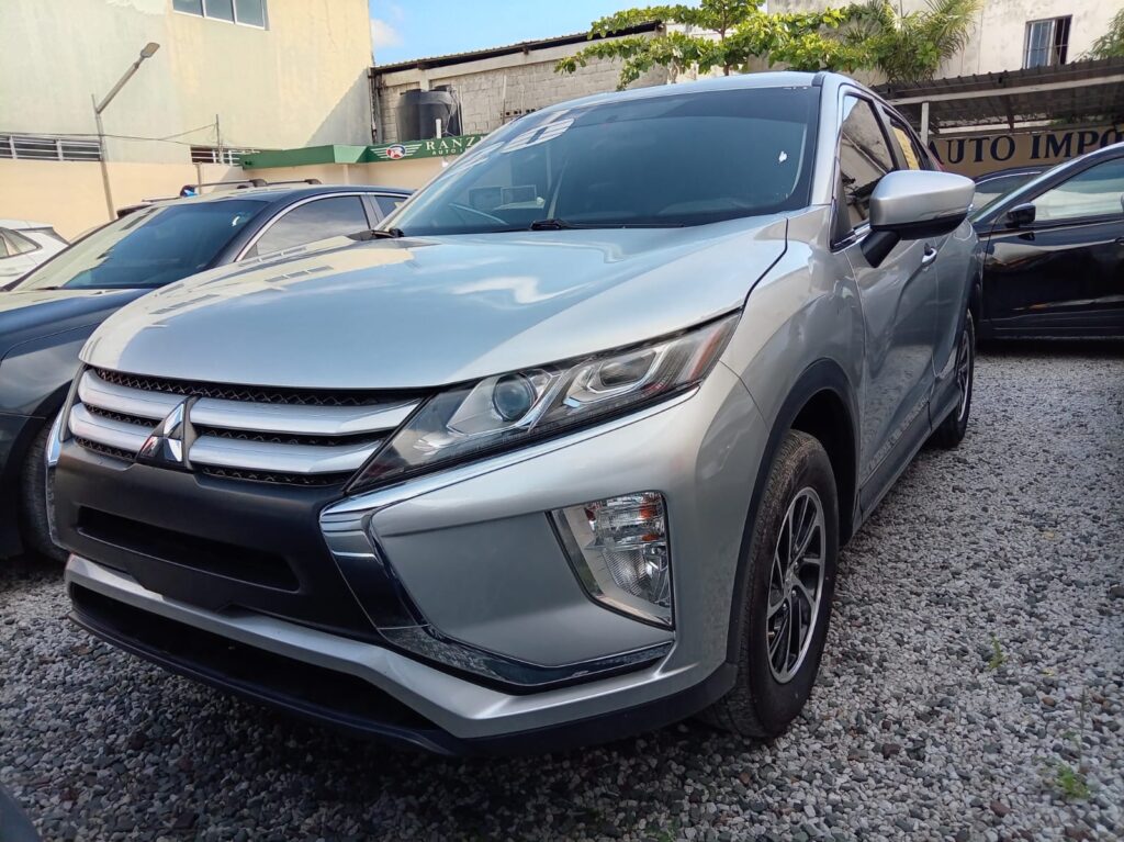 Mitsubishi Eclipse Cross ES 2020