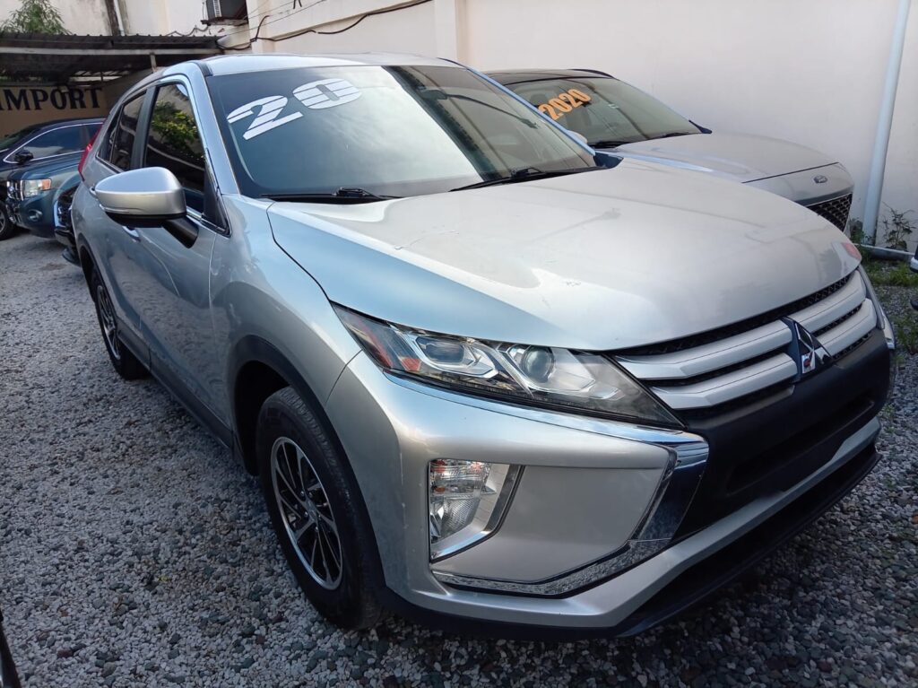 Mitsubishi Eclipse Cross ES 2020