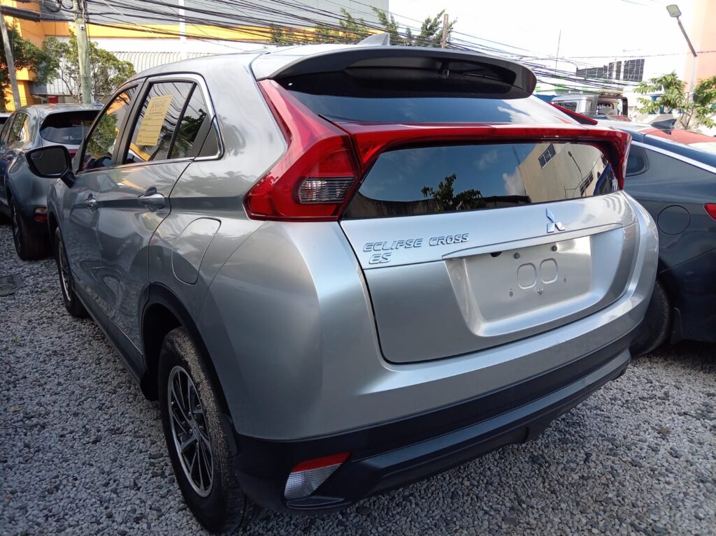 Mitsubishi Eclipse Cross ES 2020