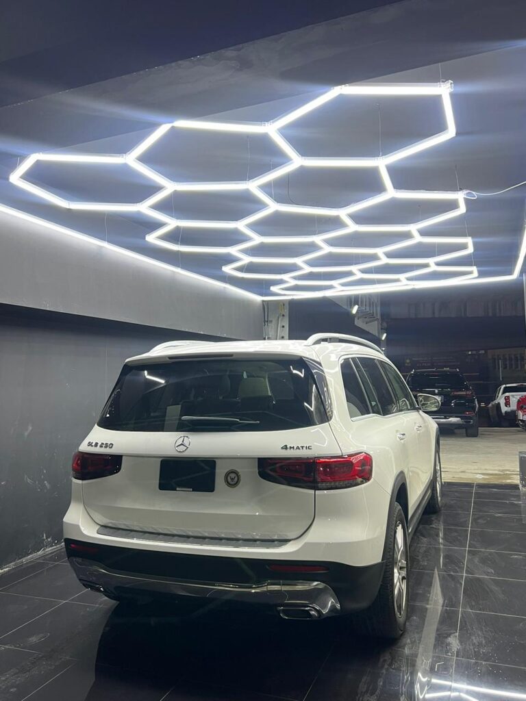 Mercedes-Benz GLB 200 2020