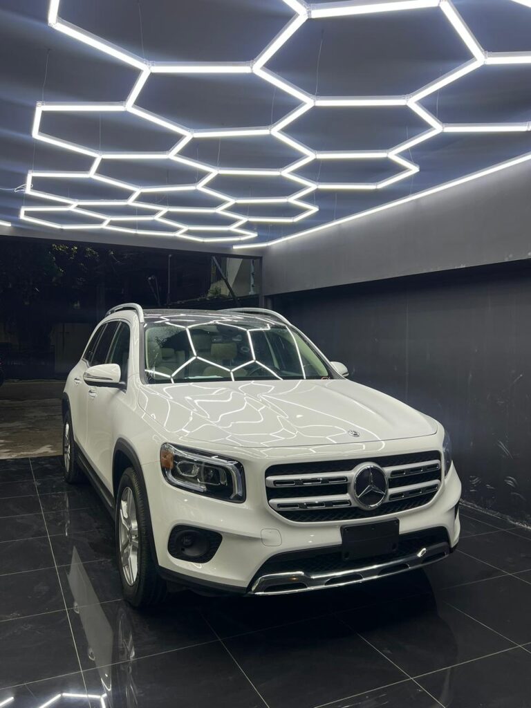 Mercedes-Benz GLB 200 2020