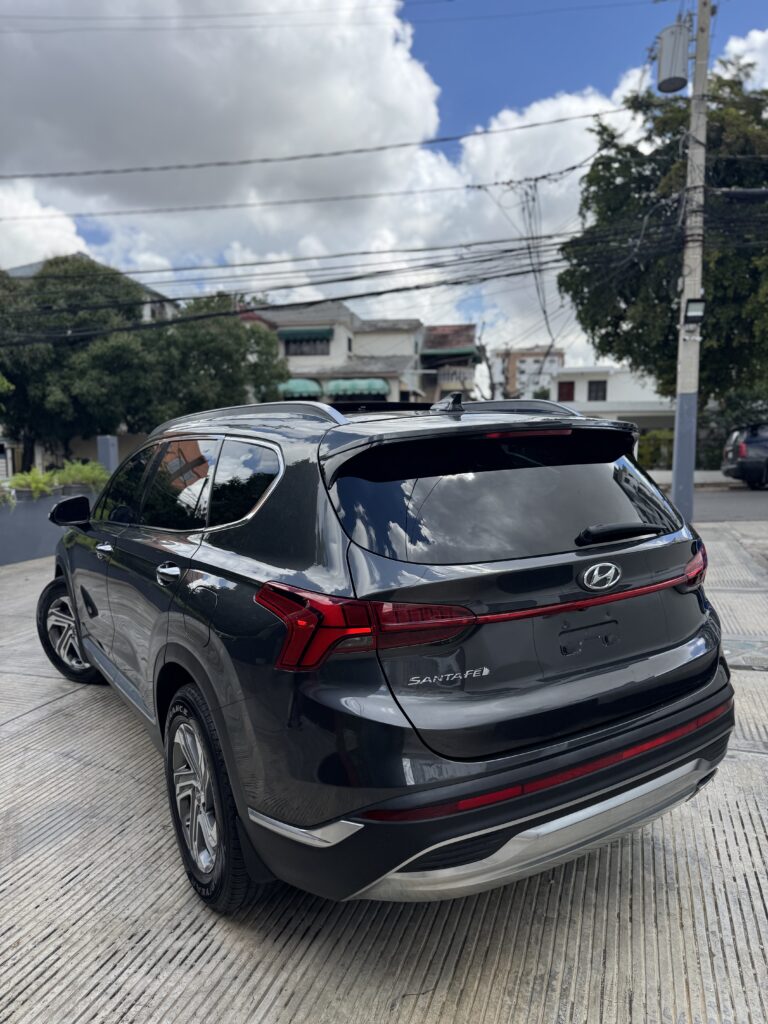 Hyundai Santa Fe Limited 2022