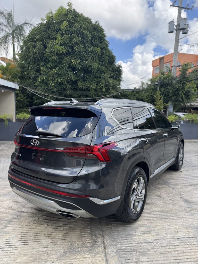 Hyundai Santa Fe Limited 2022
