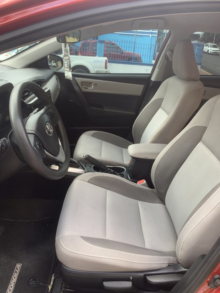 Toyota Corolla LE 2017