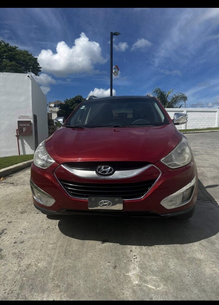 Hyundai Tucson SEL PLUS 2011