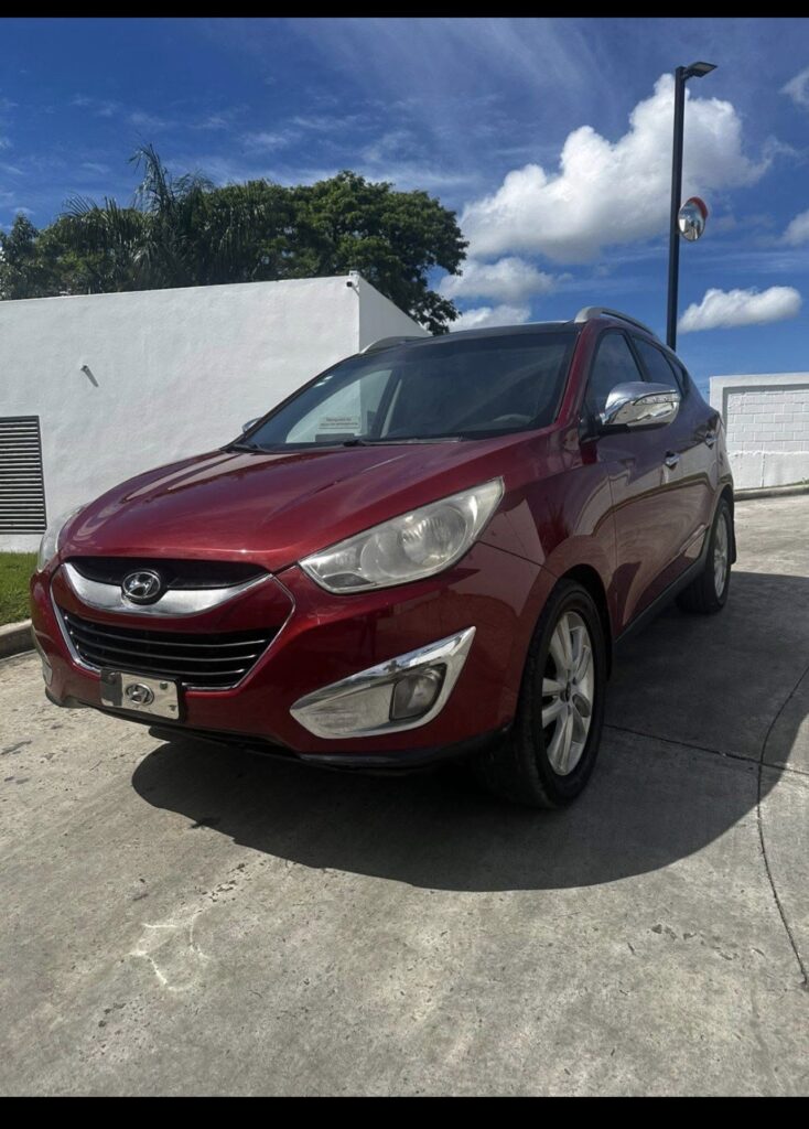 Hyundai Tucson SEL PLUS 2011