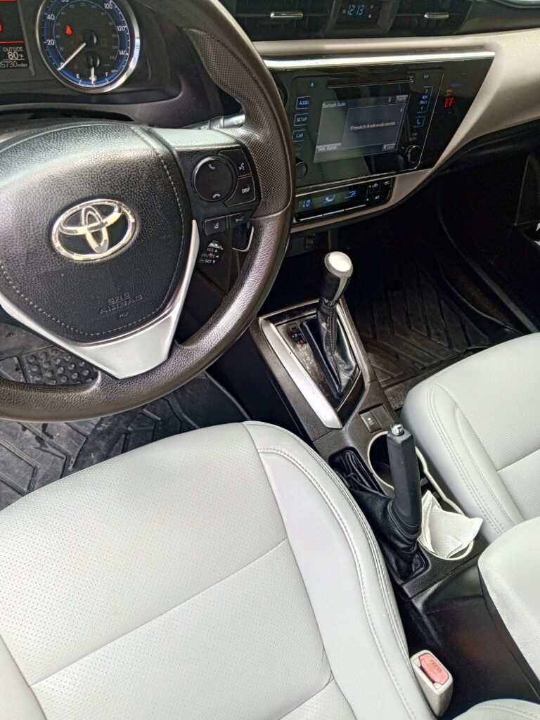 Toyota Corolla LE 2019