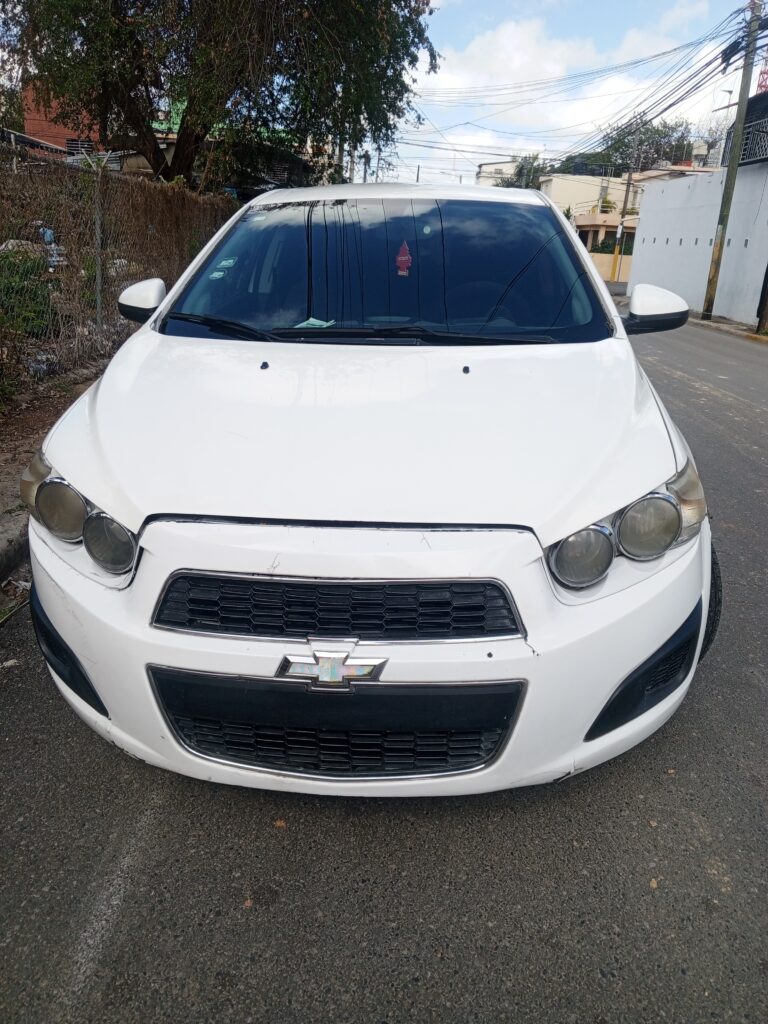 Chevrolet Sonic Rs lt 2015