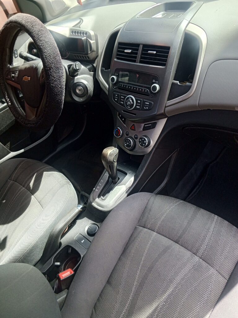 Chevrolet Sonic Rs lt 2015