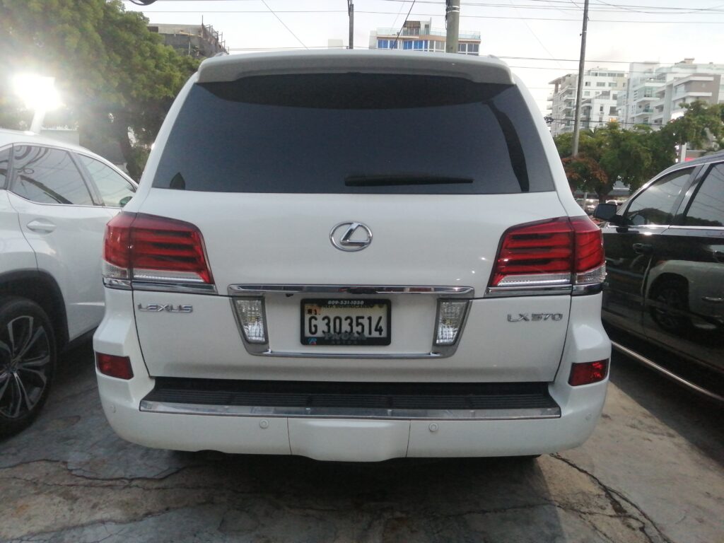 Lexus LX 570 2014