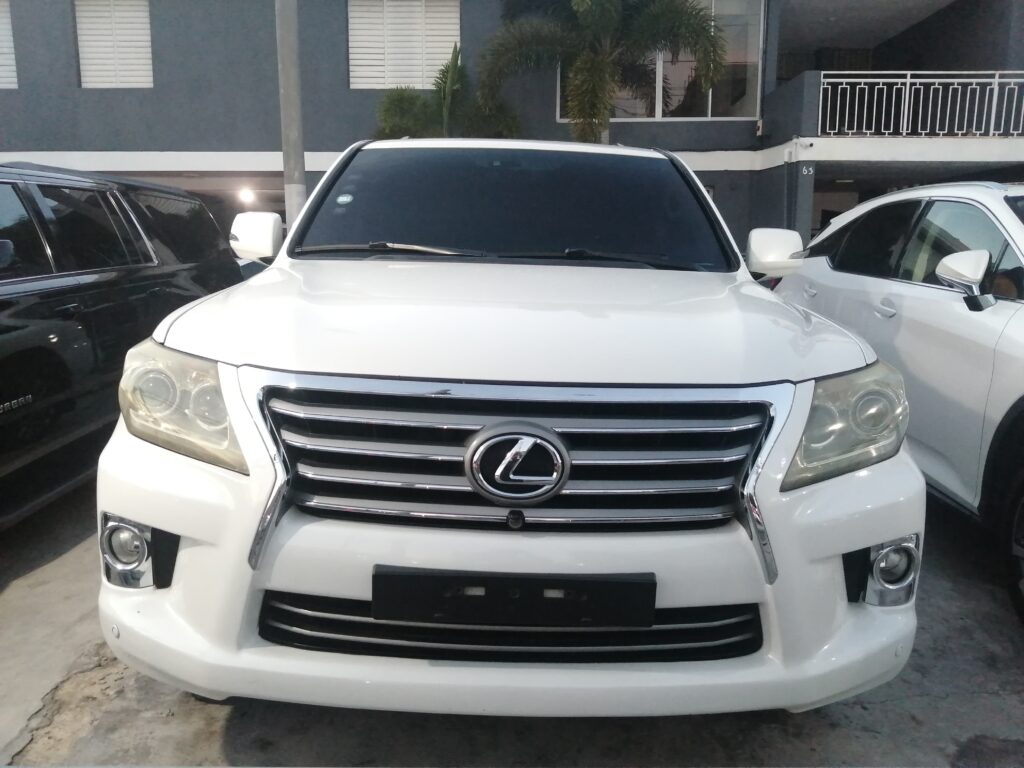 Lexus LX 570 2014