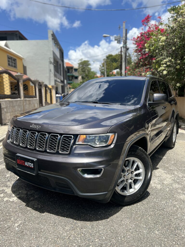 Jeep Cherokee Laredo 2019