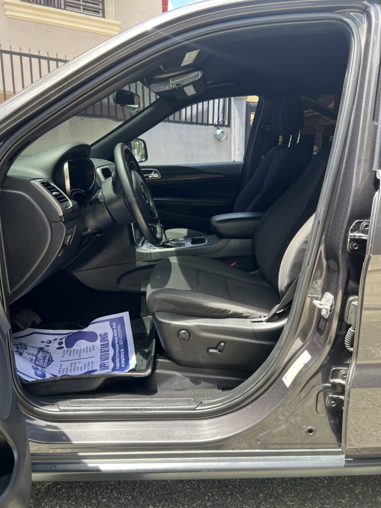 Jeep Cherokee Laredo 2019