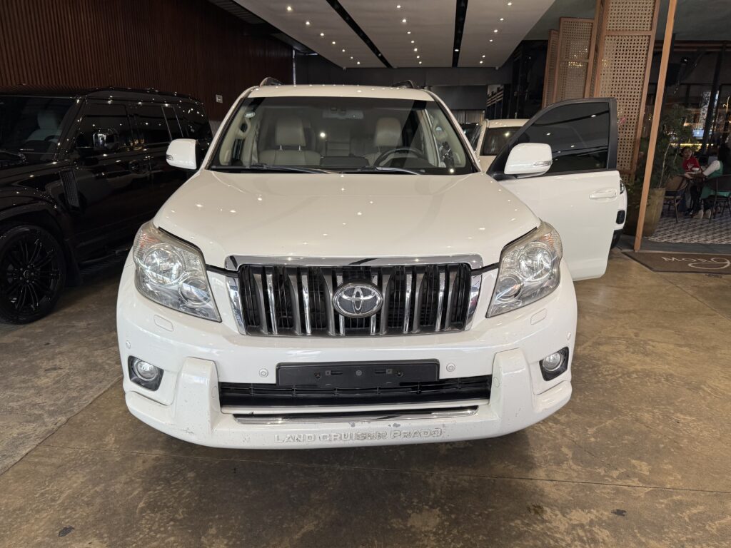 Toyota Land Cruiser Prado VX 2011