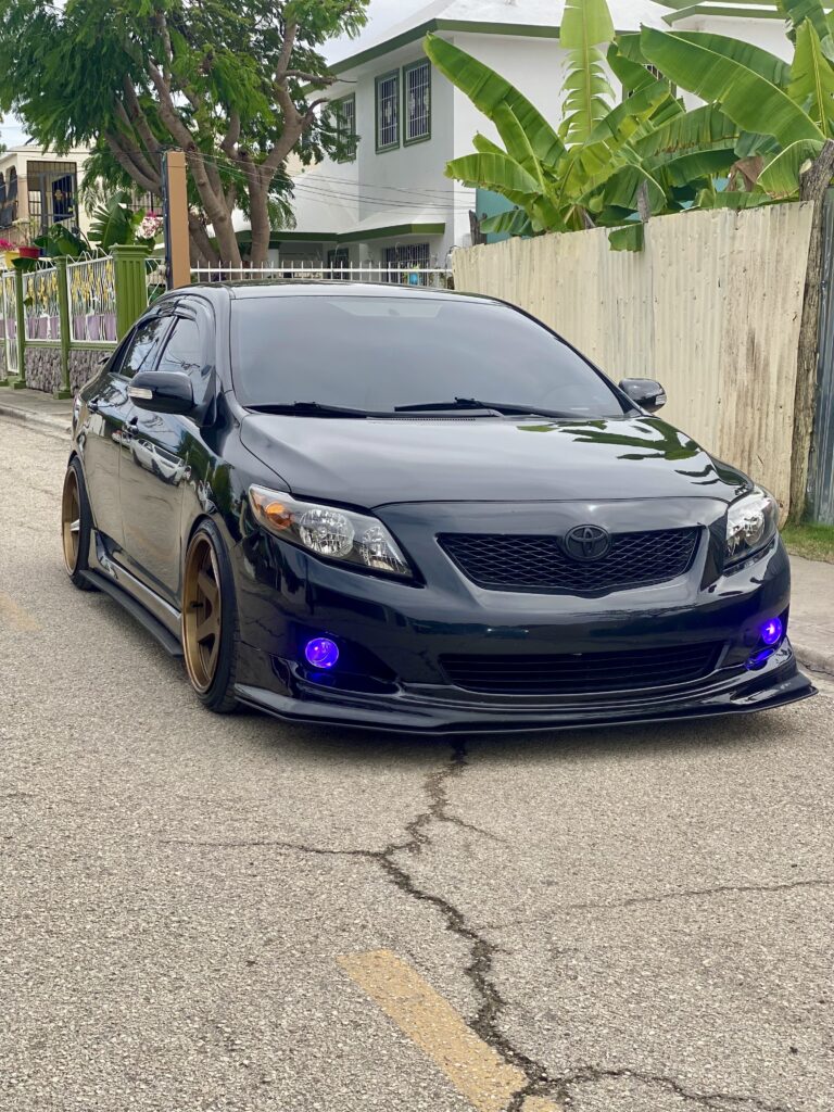 Toyota Corolla LE 2009