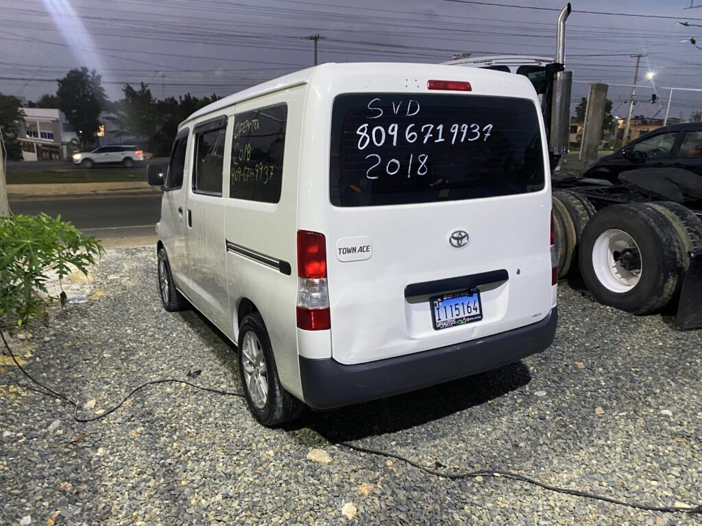 Toyota TownAce 2018
