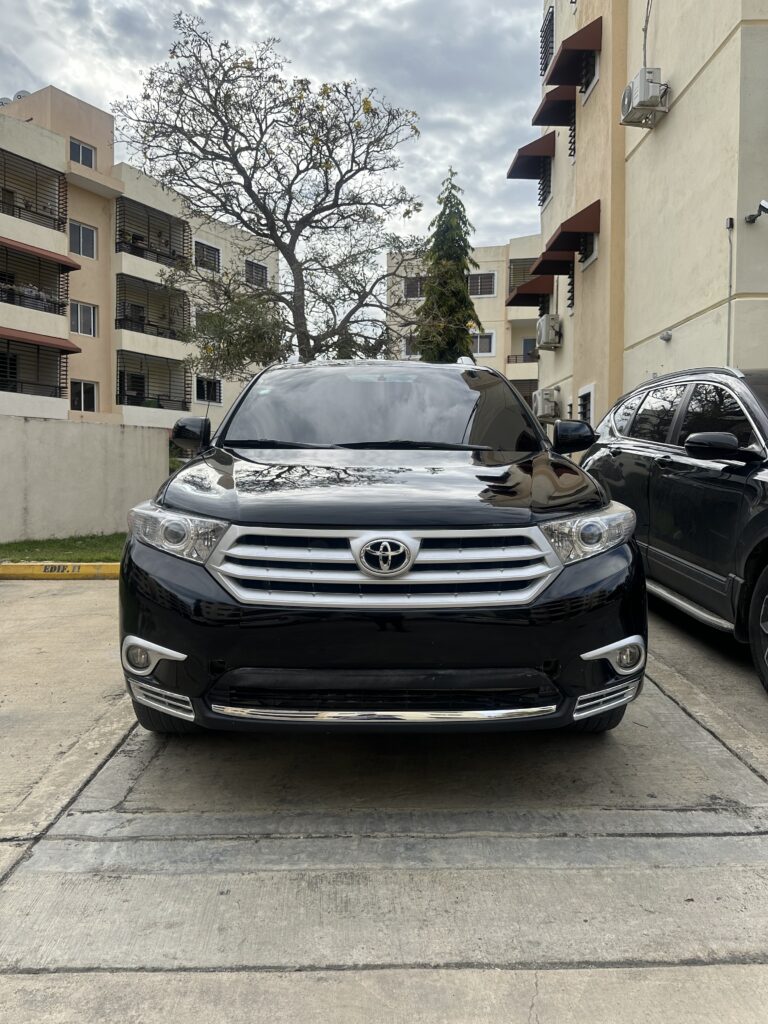 Toyota Highlander Limited 2012