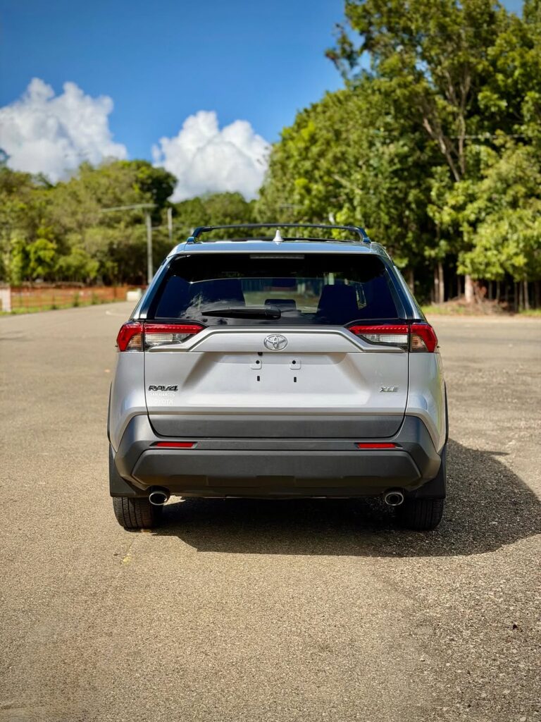 Toyota RAV4 XLE 2023