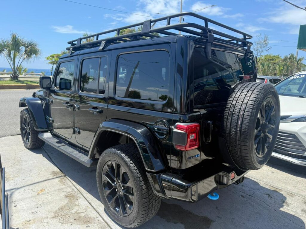 Jeep Wrangler Sahara 2021