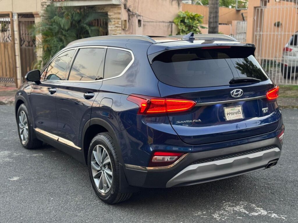 Hyundai Santa Fe Limited 2020