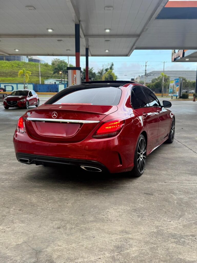 Mercedes-Benz Clase C C300 2019