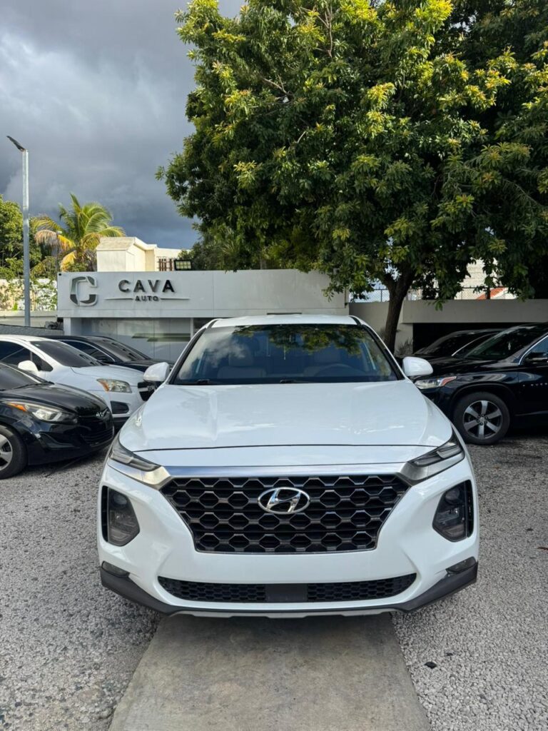 Hyundai Santa Fe SEL 2020