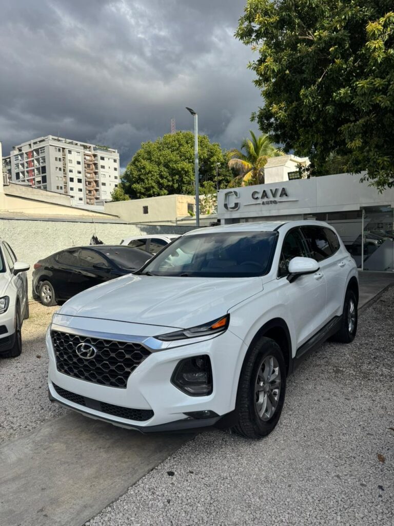 Hyundai Santa Fe SEL 2020