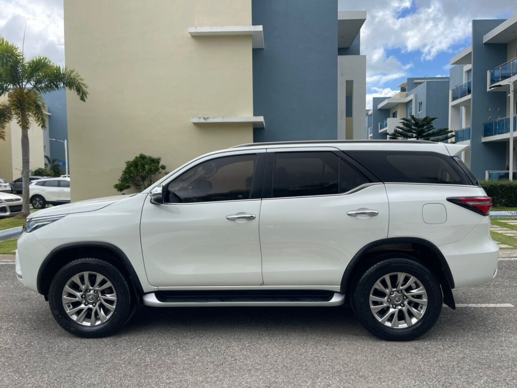 Toyota Fortuner SRV 2022