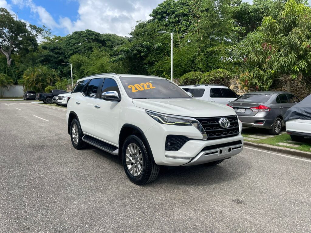 Toyota Fortuner SRV 2022