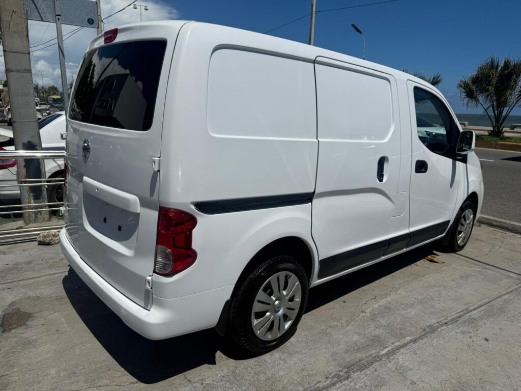 Nissan NV200 2020