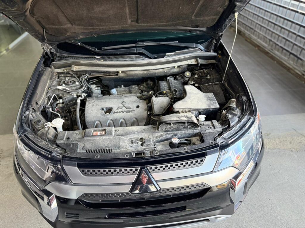 Mitsubishi Outlander SE 2020