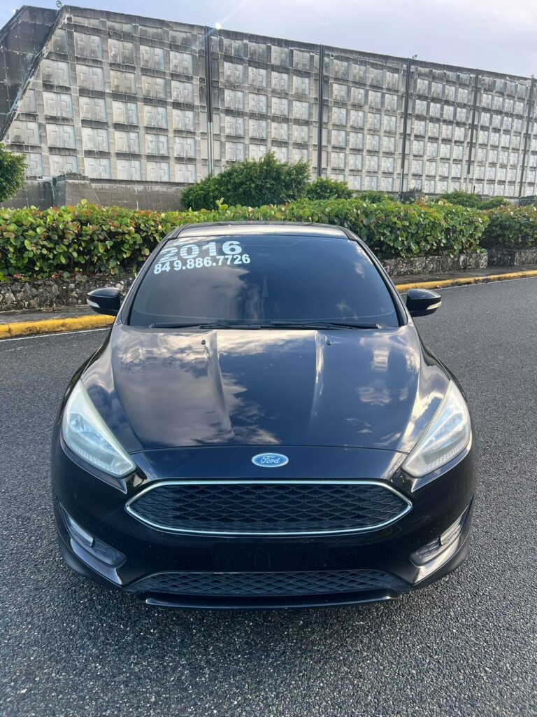 Ford Focus SE 2016