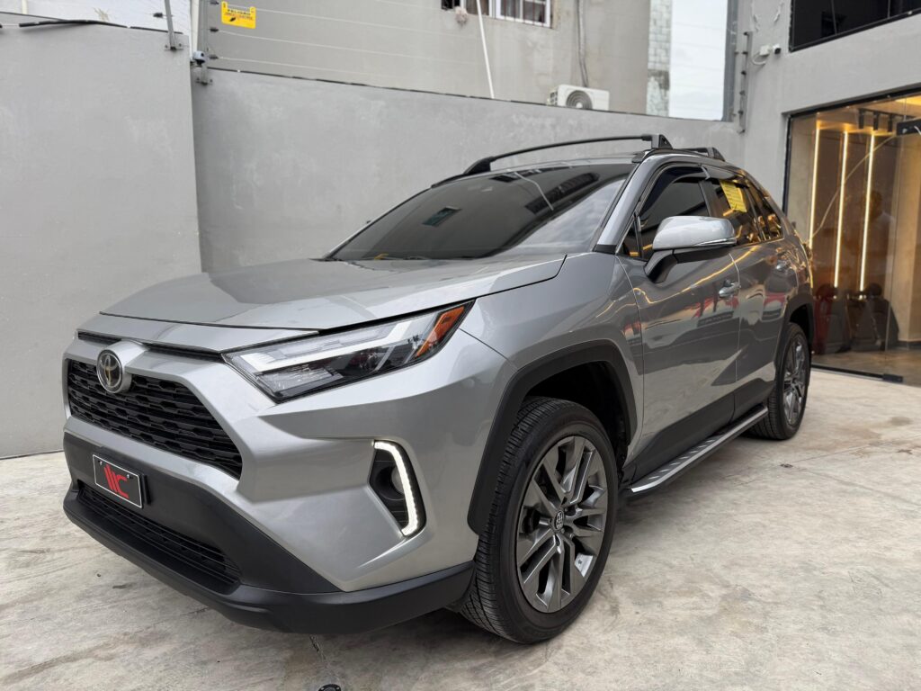 Toyota RAV4 XLE Premium 2022