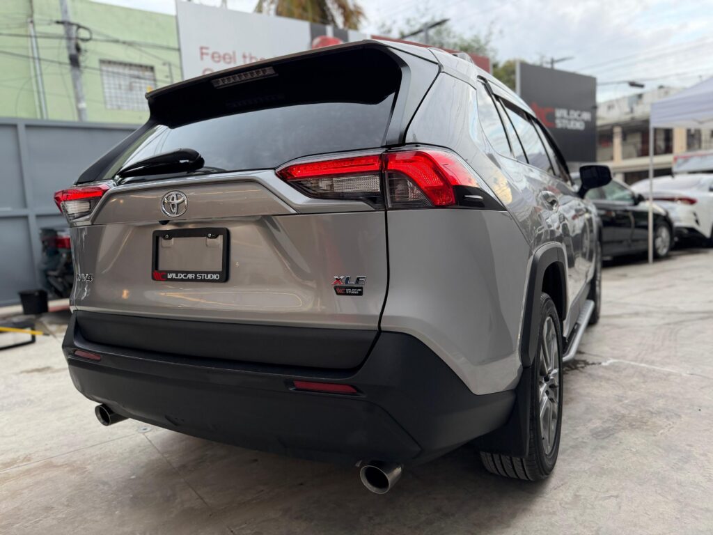 Toyota RAV4 XLE Premium 2022