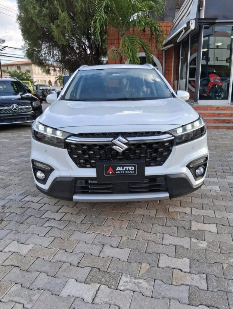Suzuki S-Cross 2024