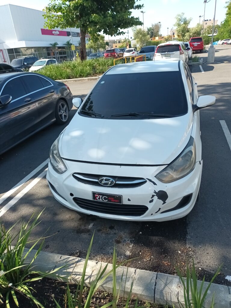 Hyundai Accent 2015