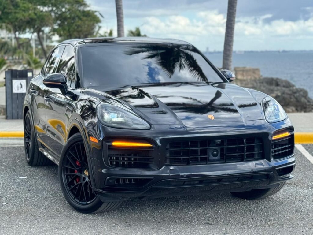 Porsche Cayenne GTS 2021