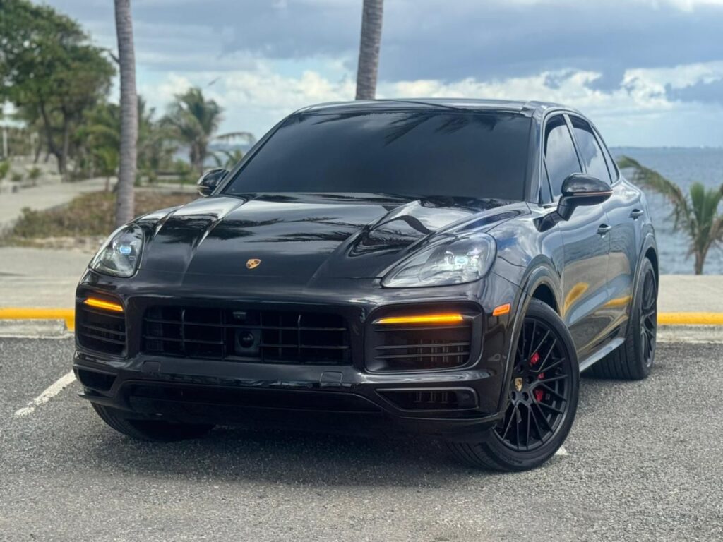 Porsche Cayenne GTS 2021