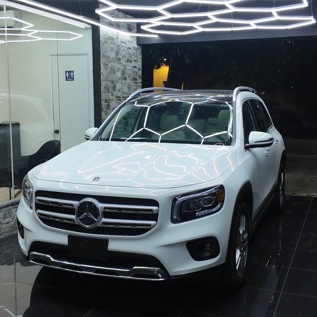 Mercedes-Benz GLB 200 2020