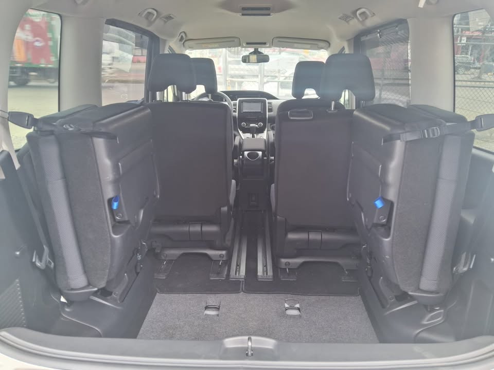 Nissan Serena 2020