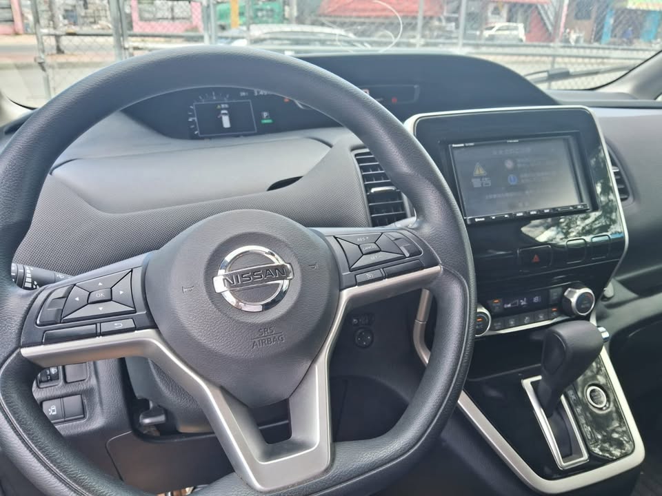 Nissan Serena 2020