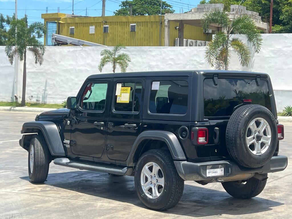 Jeep Wrangler Unlimited Sport 2020